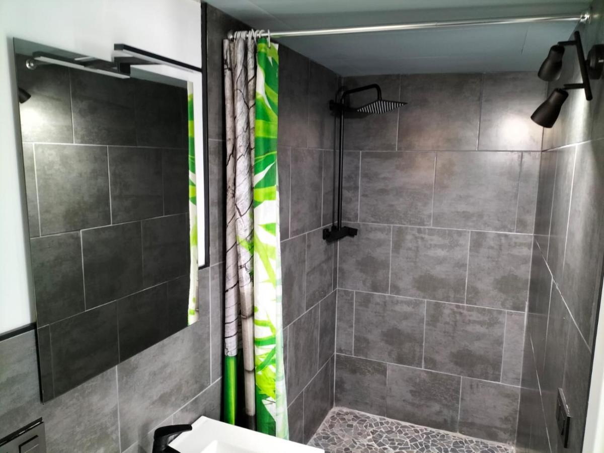 Vv Las Buganvillas Maspalomas - Cocina Y Habitaciones Con Banos Privados Esterno foto
